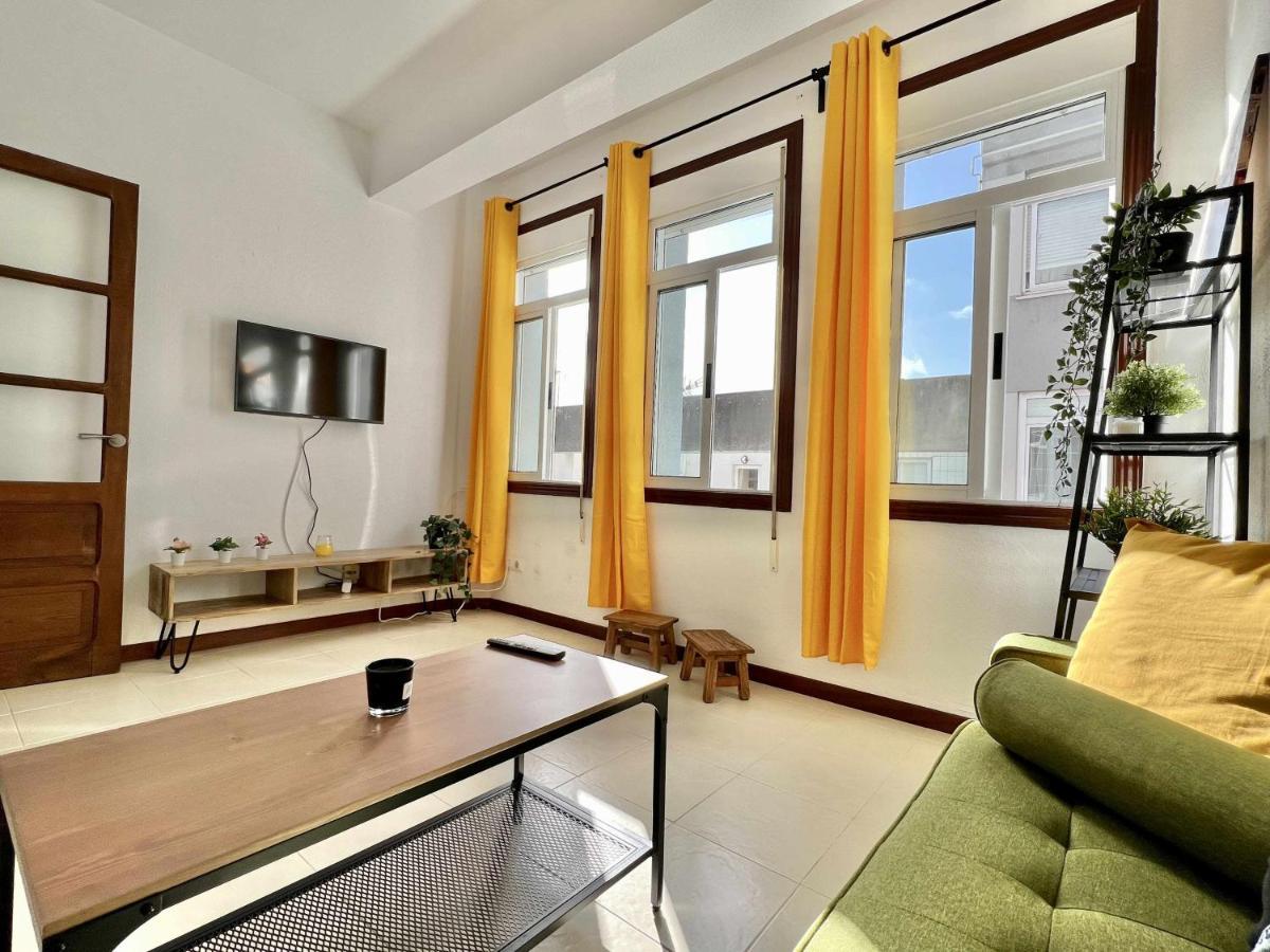 Green Door Coruna آكورونيا المظهر الخارجي الصورة