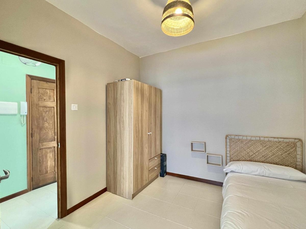 Green Door Coruna آكورونيا المظهر الخارجي الصورة