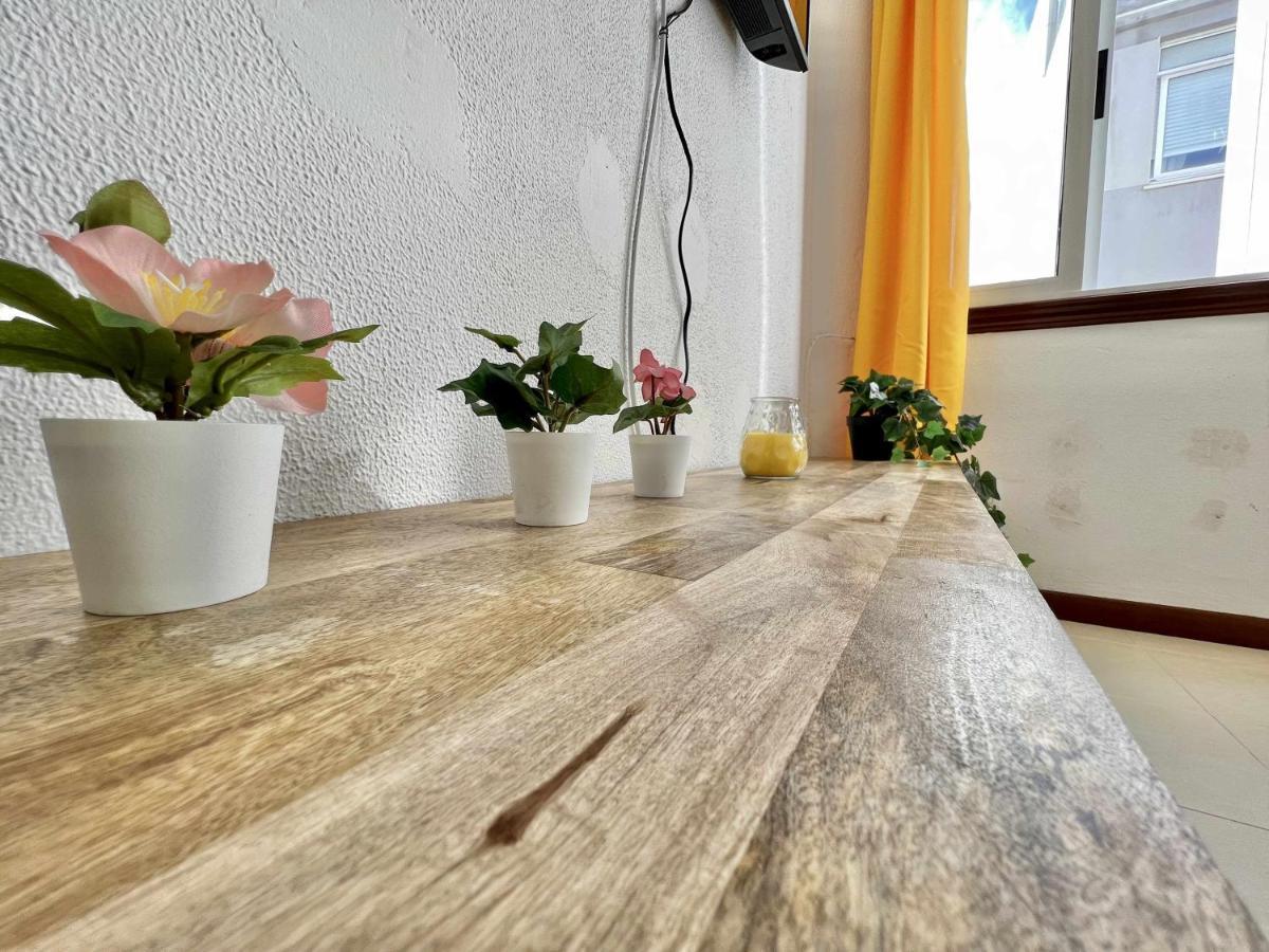 Green Door Coruna آكورونيا المظهر الخارجي الصورة