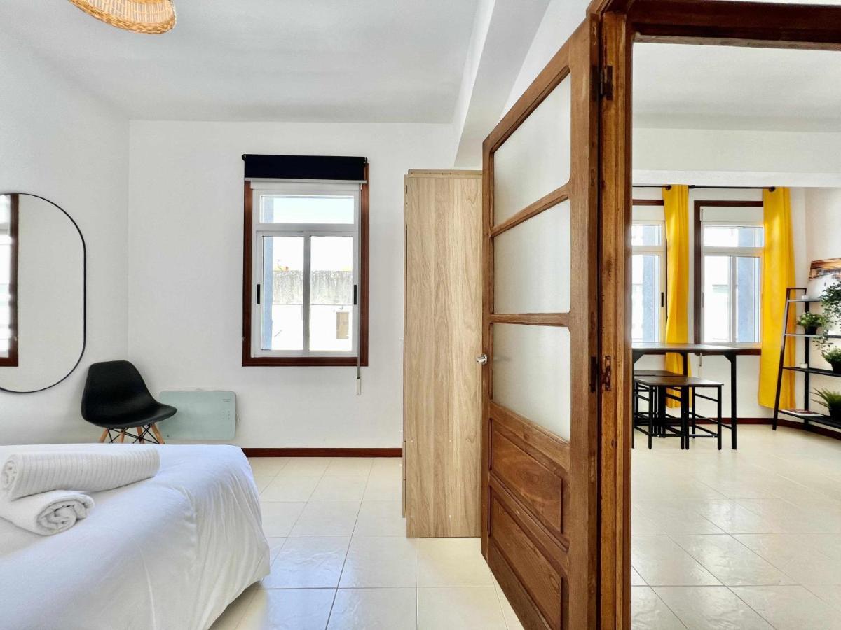 Green Door Coruna آكورونيا المظهر الخارجي الصورة