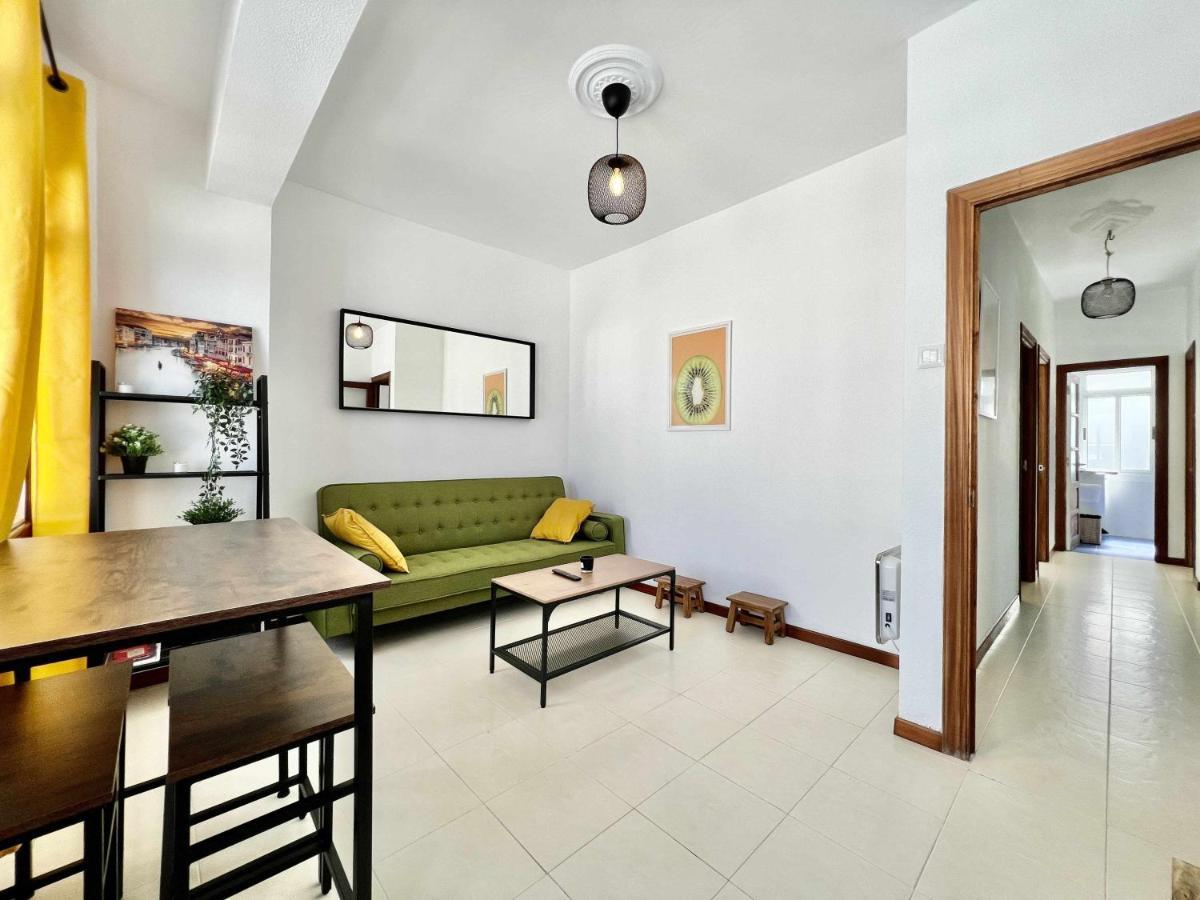 Green Door Coruna آكورونيا المظهر الخارجي الصورة