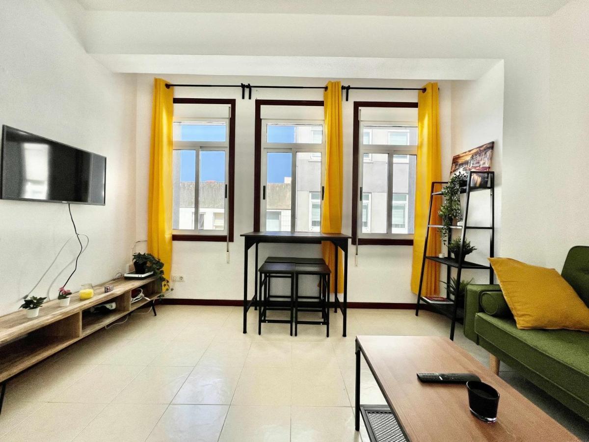 Green Door Coruna آكورونيا المظهر الخارجي الصورة