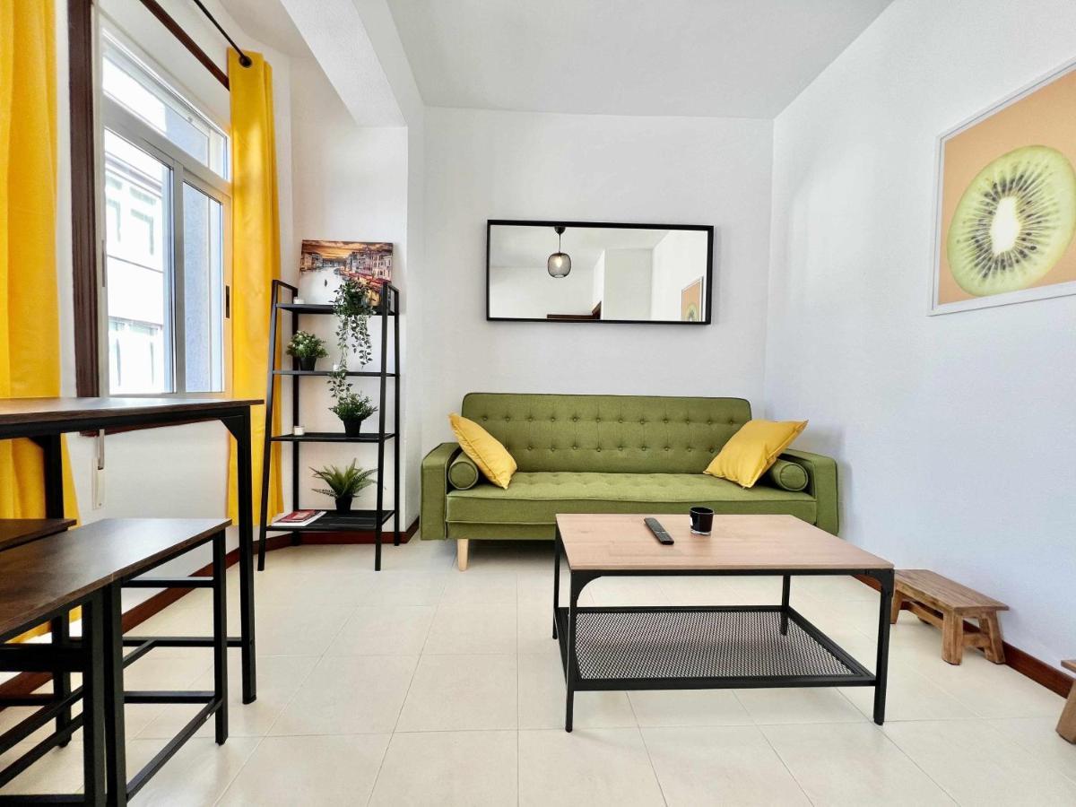 Green Door Coruna آكورونيا المظهر الخارجي الصورة